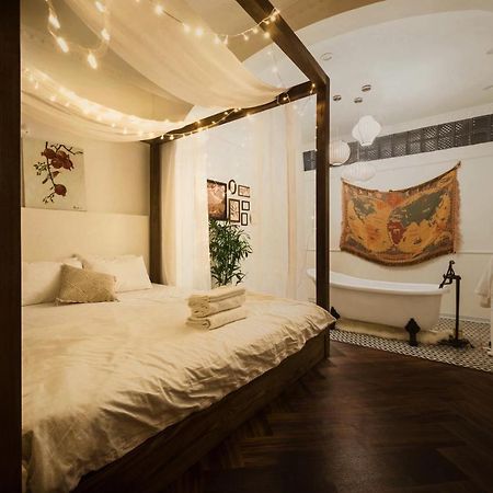 Chloe & Leo Boutique Homestay Hanoi Exteriör bild