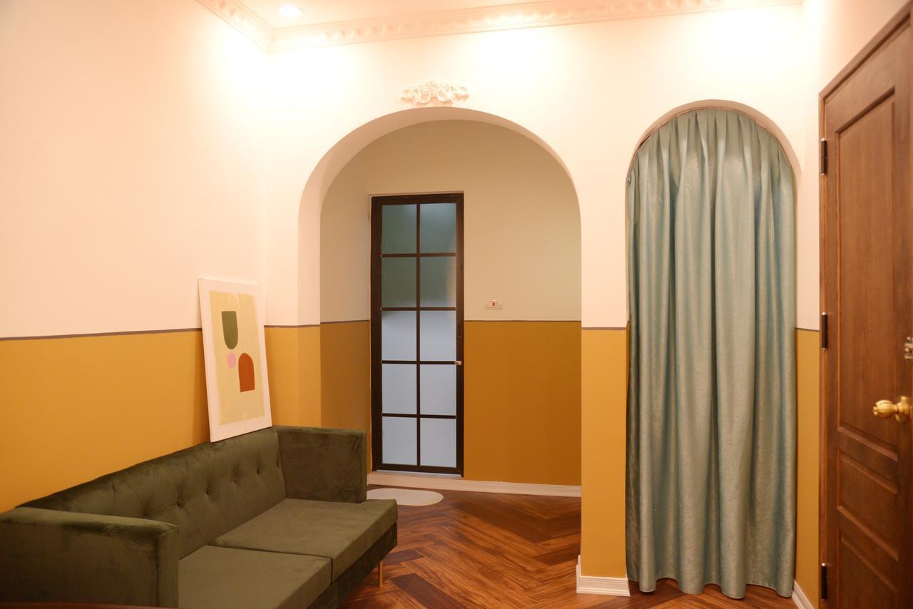 Chloe & Leo Boutique Homestay Hanoi Exteriör bild
