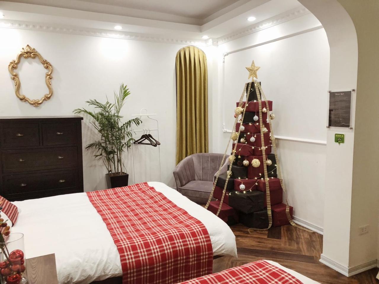 Chloe & Leo Boutique Homestay Hanoi Exteriör bild